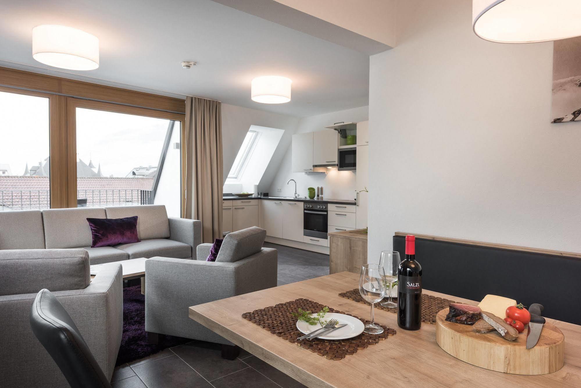 Apartment Centrum - Steinbock Lodges Zell am See Buitenkant foto